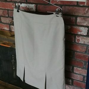 Evan Picone beije skirt.